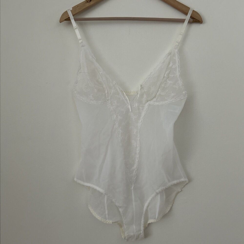 Vintage Vassarette White Nylon and Lace Teddy Lingerie Size 32 Hook Eye Crotch